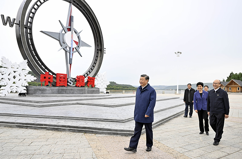 9月6日至8日，中共中央總書記、國家主席、中央軍委主席習(xí)近平在黑龍江考察。這是6日下午，習(xí)近平在大興安嶺地區(qū)漠河市北極村考察。